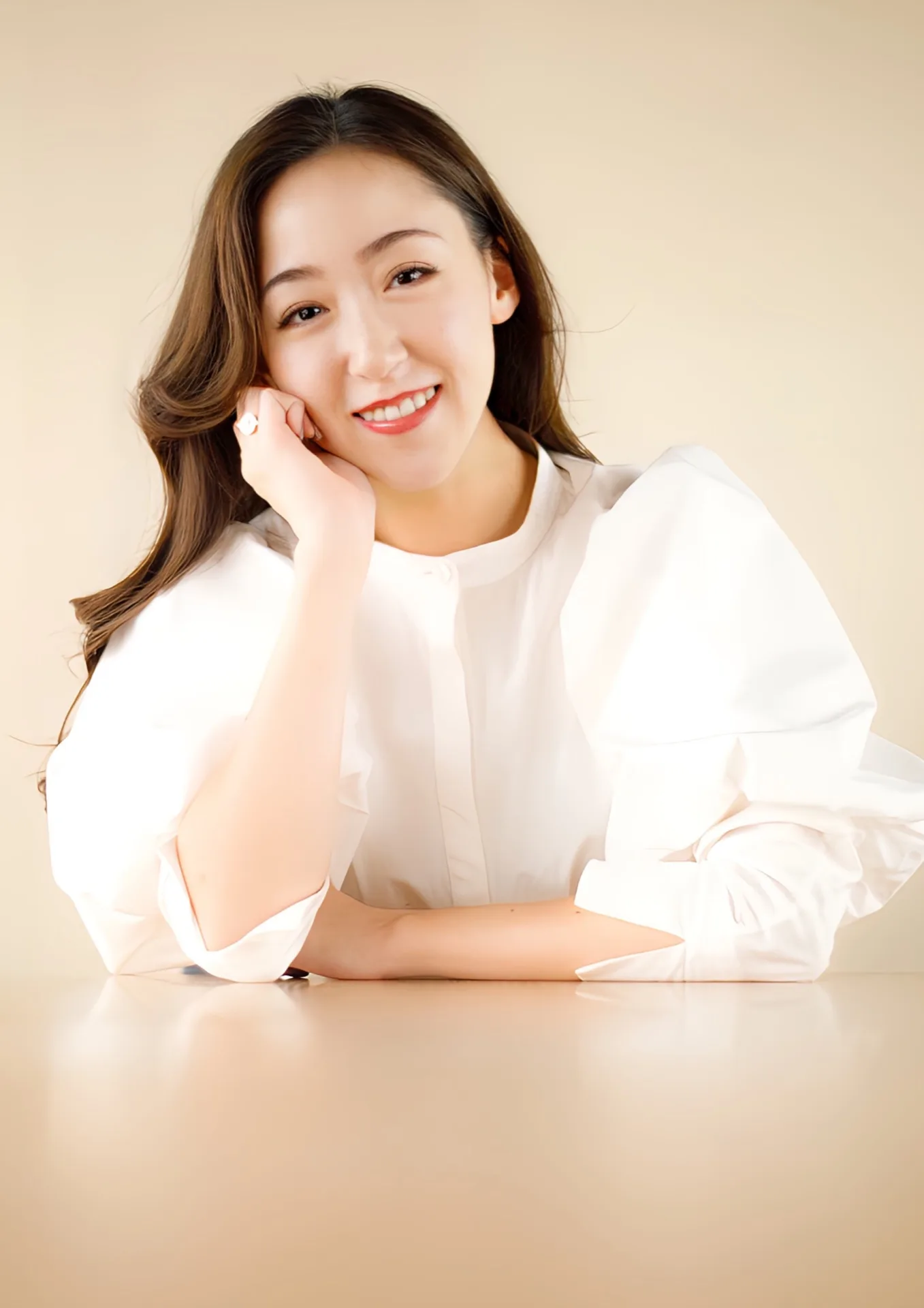 小﨑 華 / Hana Kosaki — UNBLANCHE inc. CEO / アカデミーファウンダー